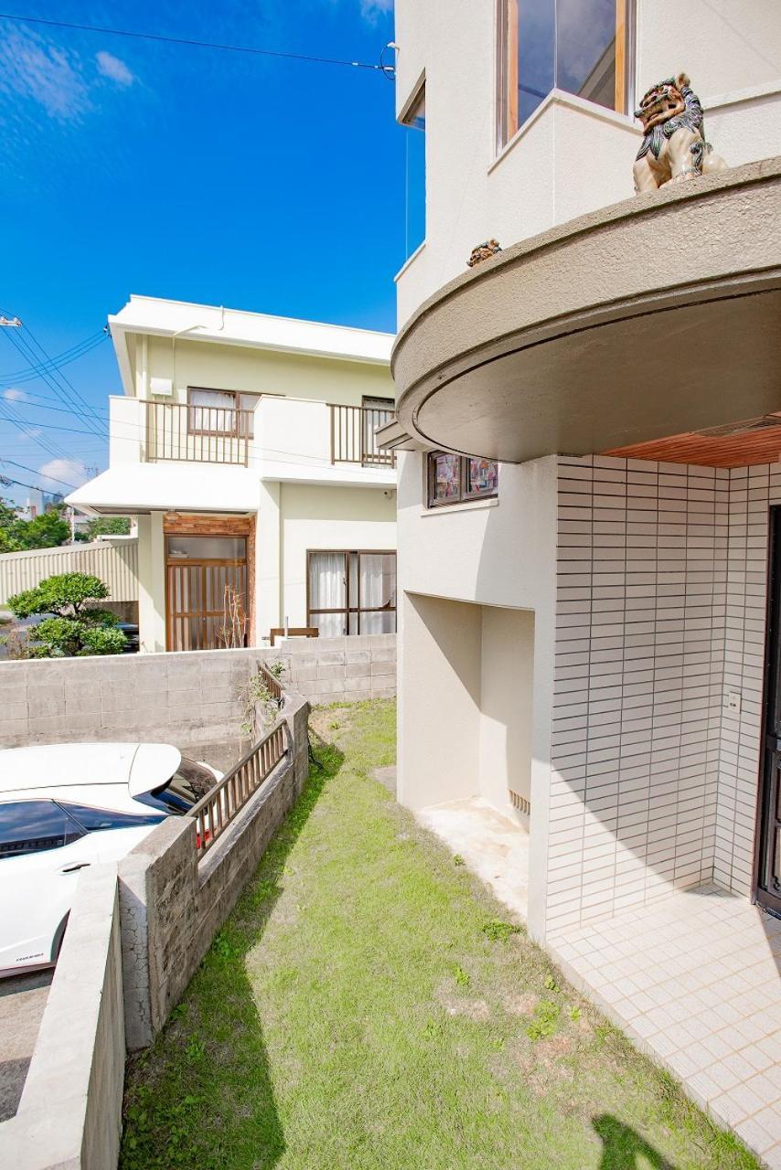 Вілла Mk Garden Okinawa Екстер'єр фото
