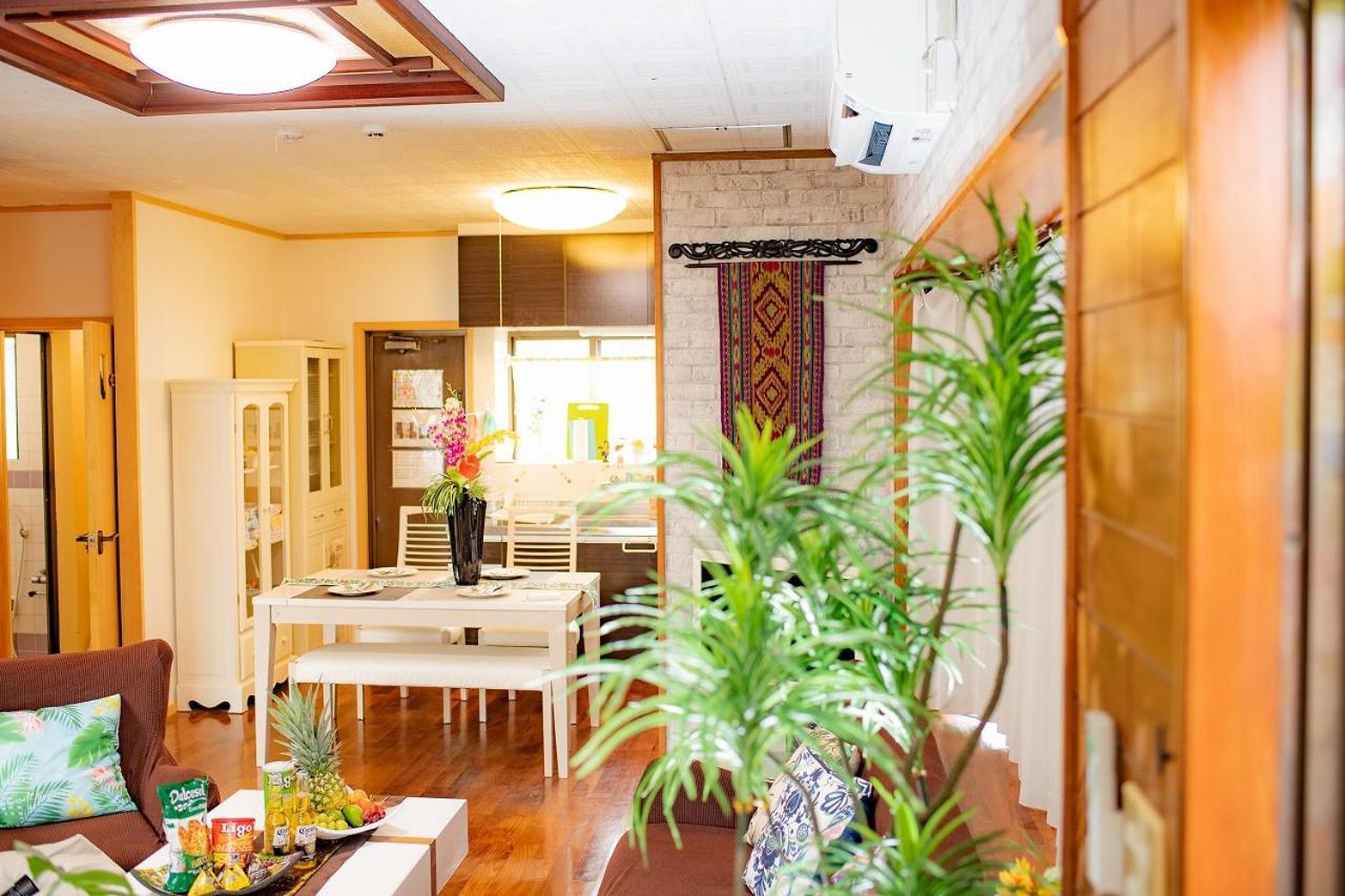 Вілла Mk Garden Okinawa Екстер'єр фото